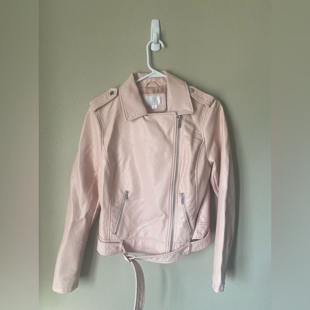 💕 Xhilaration Light Pink Faux Leather Moto Jacket